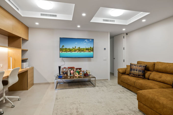 Image No.26-7 Bed Apartment for sale