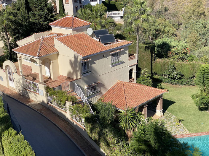 Image No.1-4 Bed Villa for sale