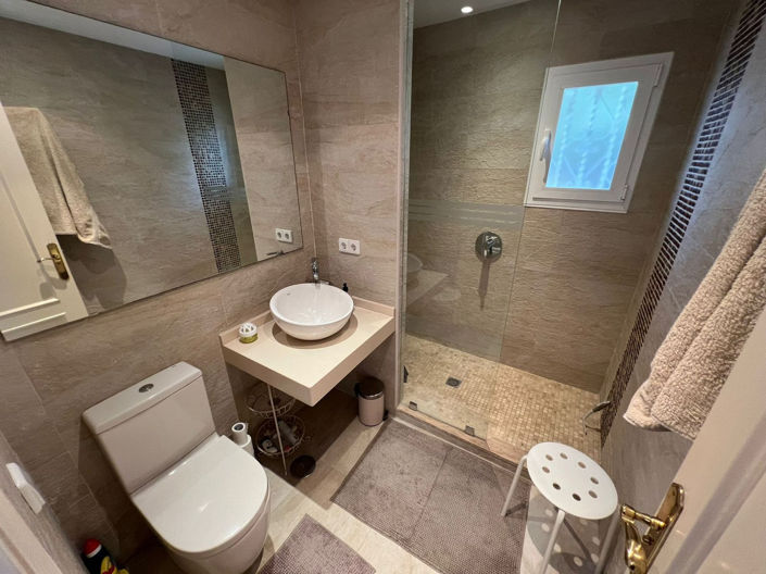 Image No.21-4 Bed Villa for sale