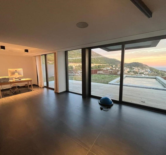 Image No.9-4 Bed Villa for sale