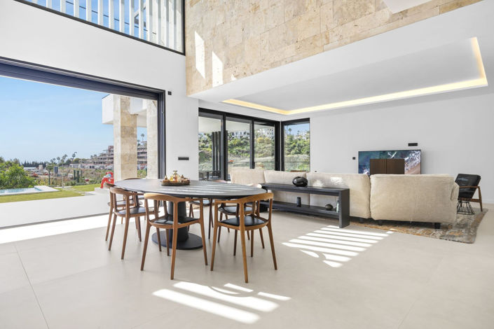 Image No.4-4 Bed Villa for sale