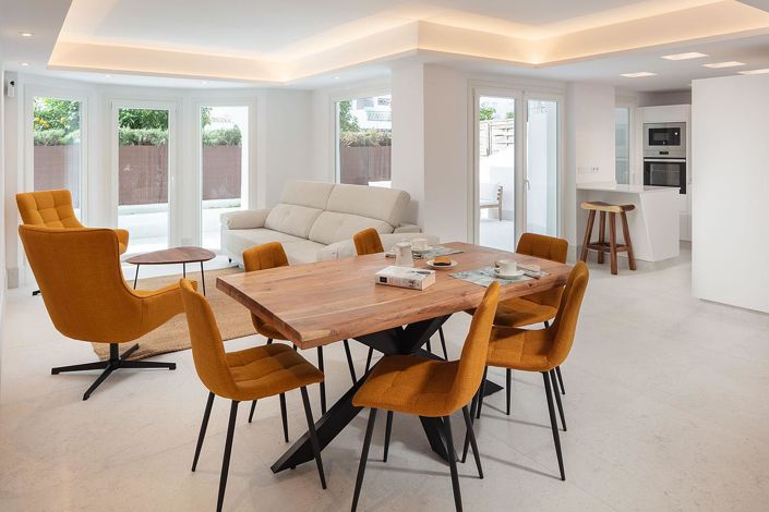 Image No.1-4 Bed Apartment for sale