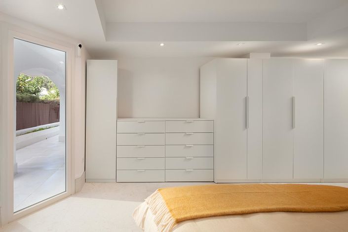 Image No.10-4 Bed Apartment for sale