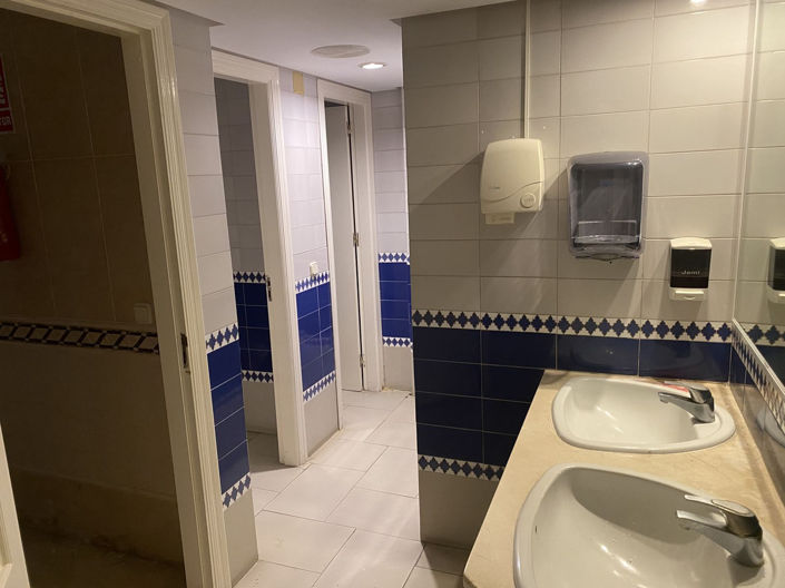 Image No.19-Commercial for sale