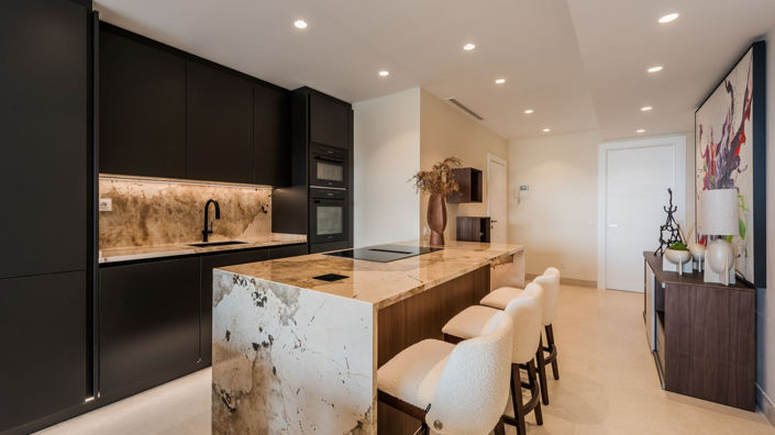 Image No.9-3 Bed Apartment for sale