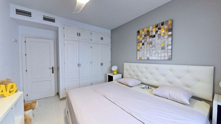 Image No.9-6 Bed Villa for sale