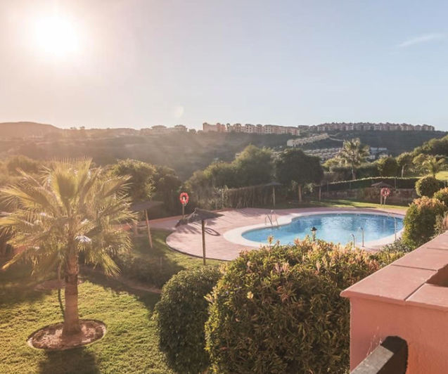 Image No.19-2 Bed Property for sale