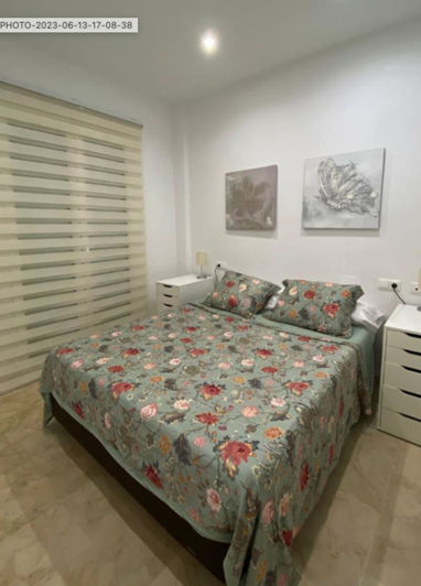 Image No.8-2 Bed Property for sale