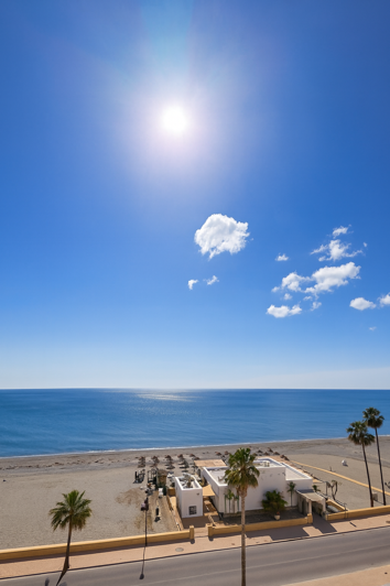 Image No.11-2 Bed Property for sale