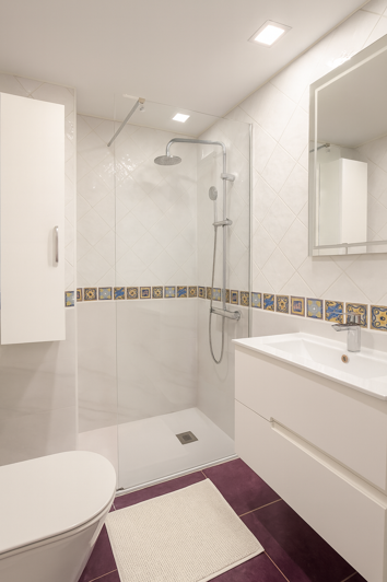 Image No.8-2 Bed Property for sale