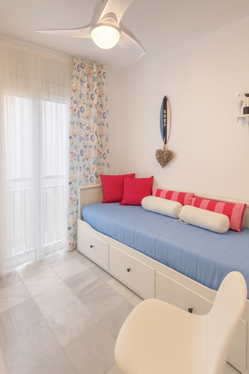 Image No.9-2 Bed Property for sale