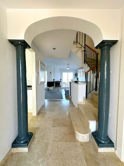 Image No.13-3 Bed Property for sale