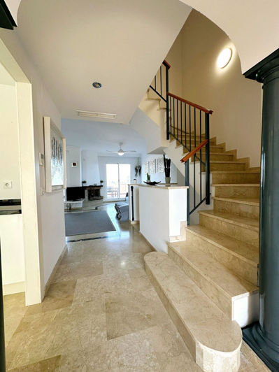 Image No.14-3 Bed Property for sale