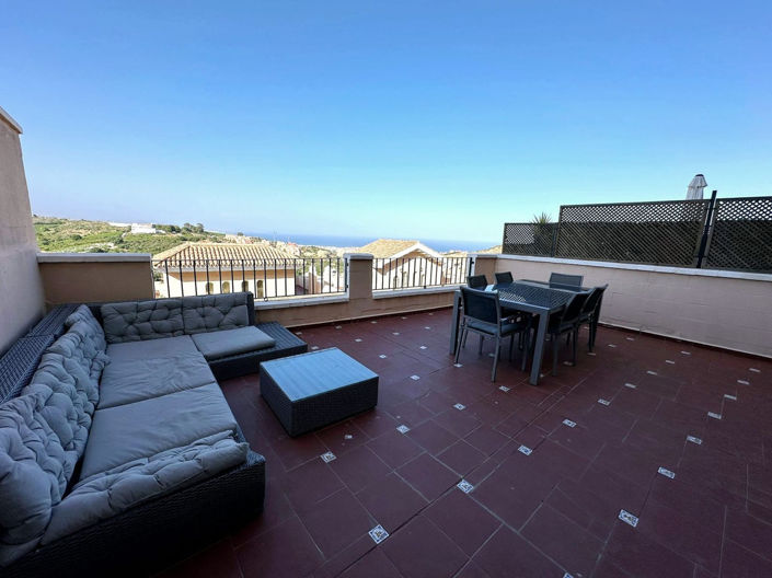 Image No.18-3 Bed Property for sale