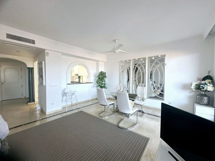 Image No.3-3 Bed Property for sale