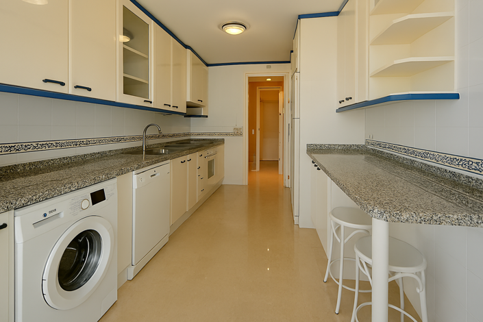 Image No.14-4 Bed Property for sale