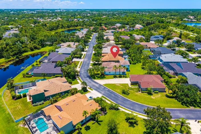 Image No.17-4 Bed House for sale