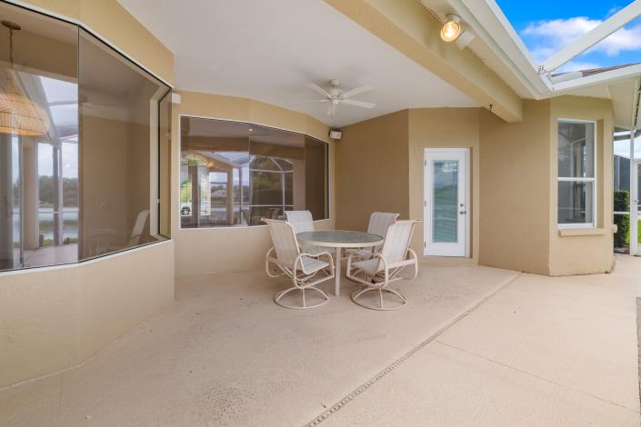 Image No.21-4 Bed House for sale