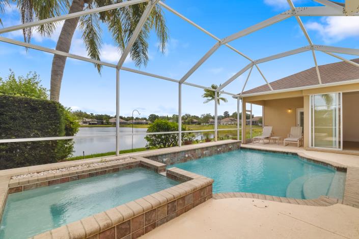 Image No.26-4 Bed House for sale