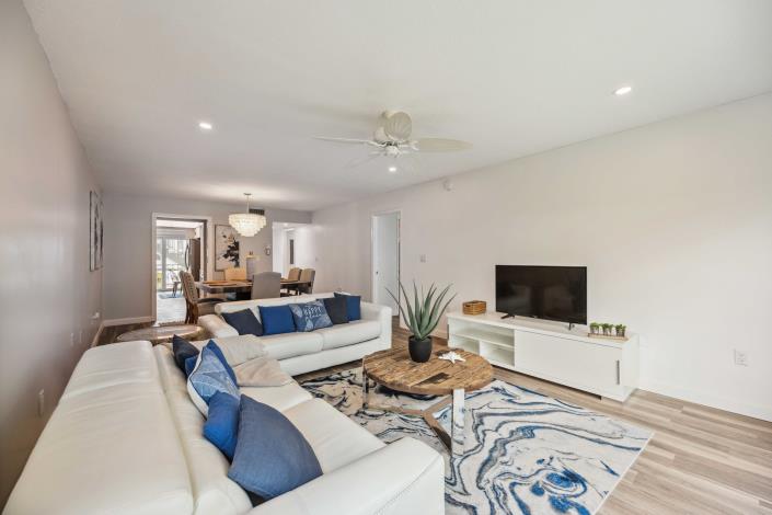 Image No.6-2 Bed Condo for sale