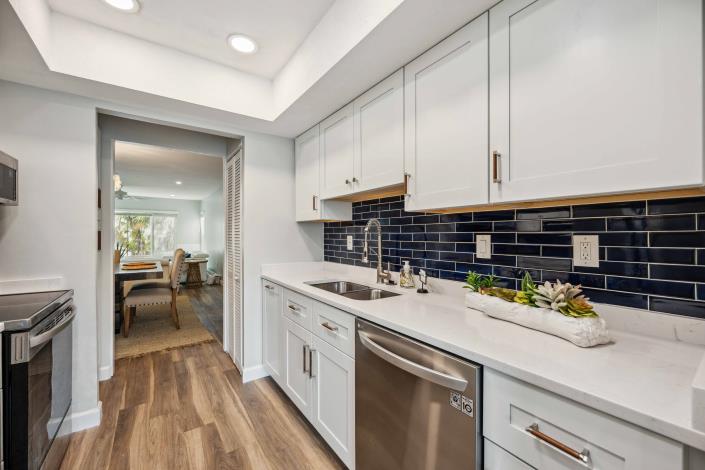 Image No.18-2 Bed Condo for sale