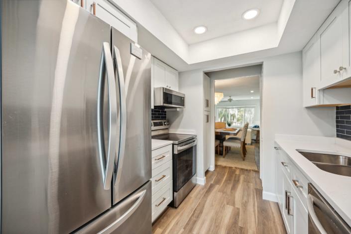 Image No.19-2 Bed Condo for sale