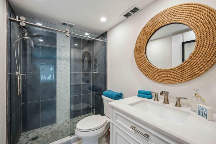 Image No.31-2 Bed Condo for sale