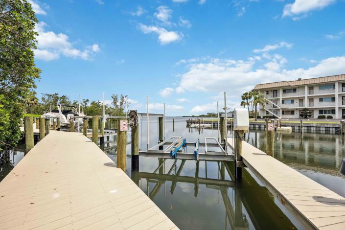 Image No.34-2 Bed Condo for sale