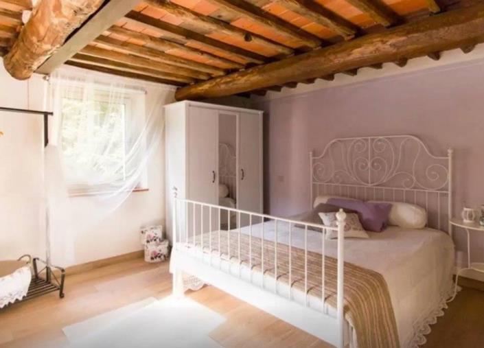 Image No.14-3 Bed House for sale