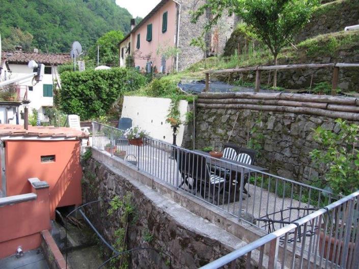 Image No.5-5 Bed House for sale