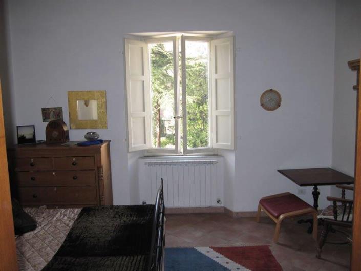 Image No.25-5 Bed House for sale