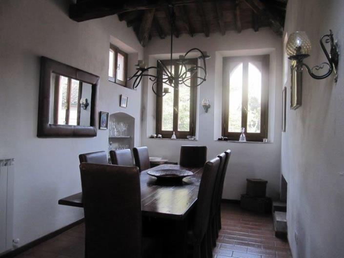 Image No.28-5 Bed House for sale