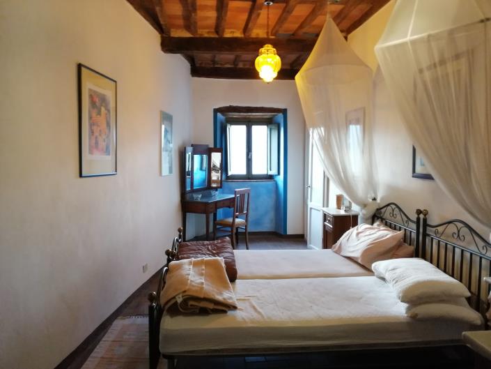 Image No.4-2 Bed House for sale