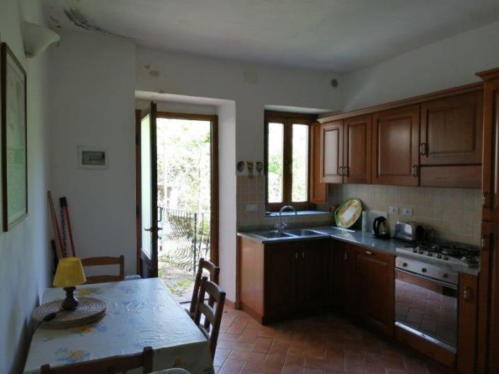 Image No.11-3 Bed House for sale