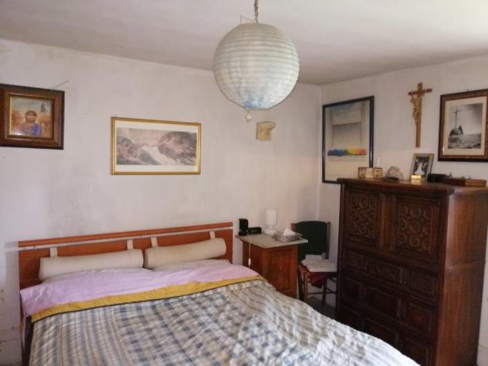 Image No.21-3 Bed House for sale