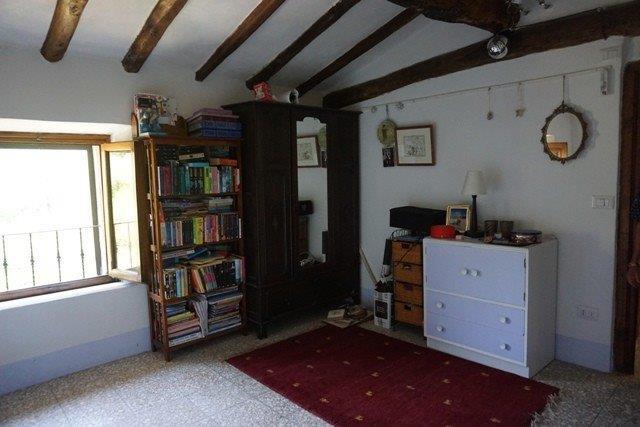 Image No.3-4 Bed Villa for sale