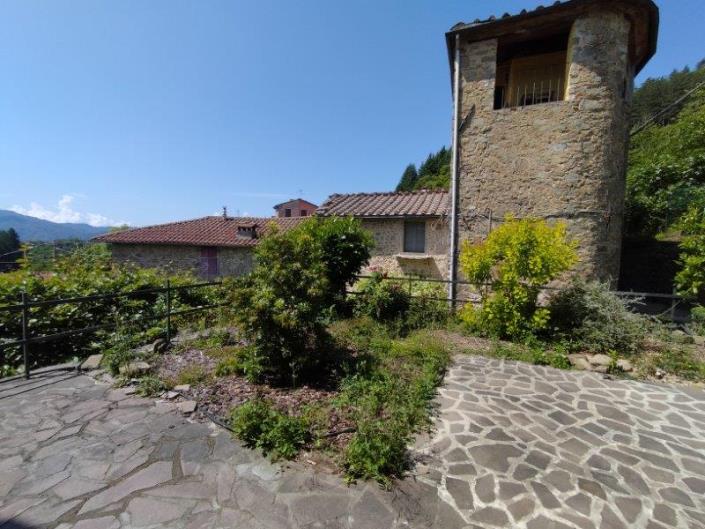 Image No.4-1 Bed Village House for sale