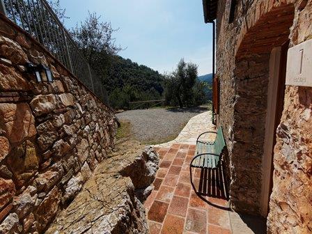 Image No.11-3 Bed House for sale