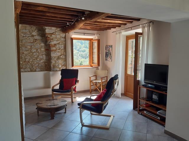 Image No.19-3 Bed House for sale