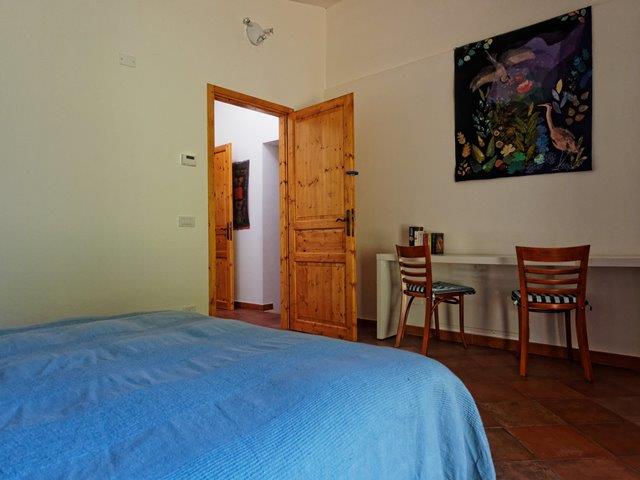 Image No.26-3 Bed House for sale