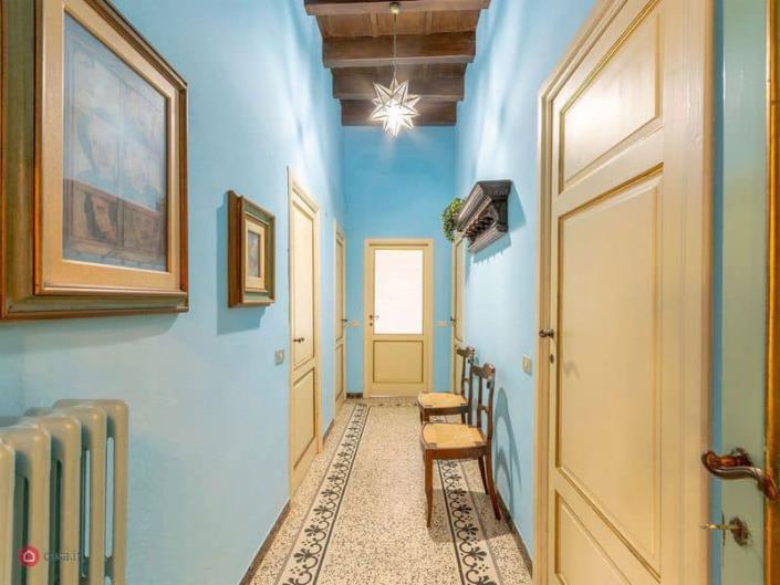 Image No.10-4 Bed Villa for sale