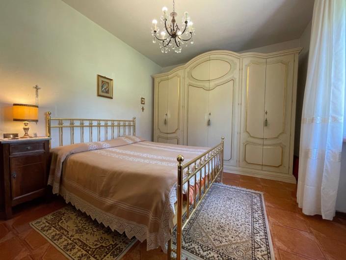 Image No.11-7 Bed Villa for sale