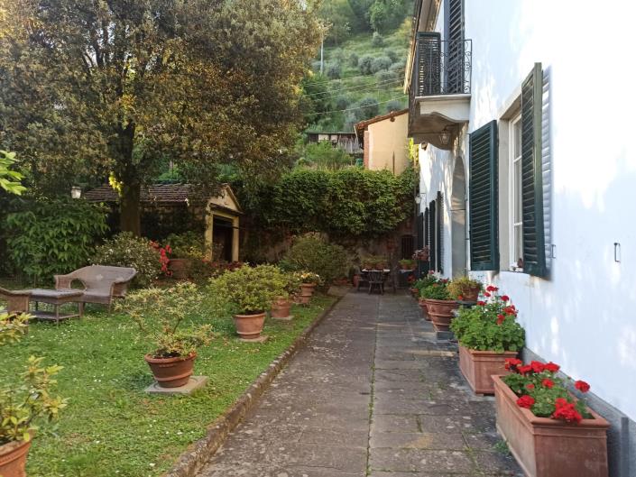 Image No.27-6 Bed Villa for sale