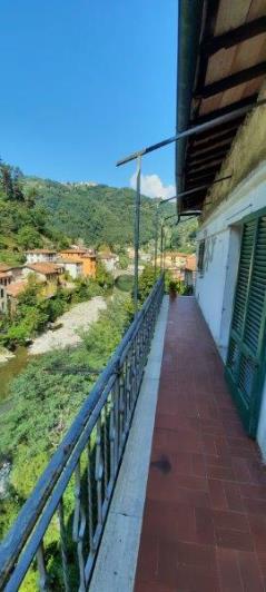 Image No.1-4 Bed Apartment for sale