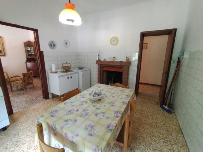 Image No.14-4 Bed Apartment for sale