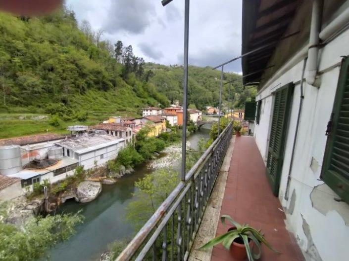 Image No.23-4 Bed Apartment for sale