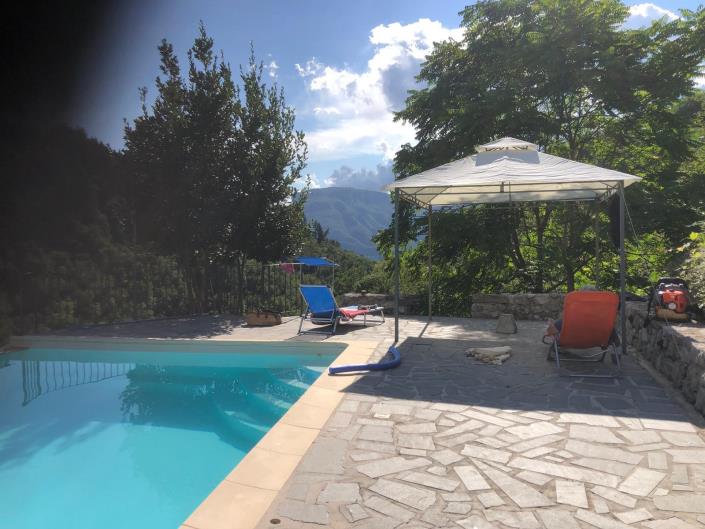 Image No.21-3 Bed House for sale