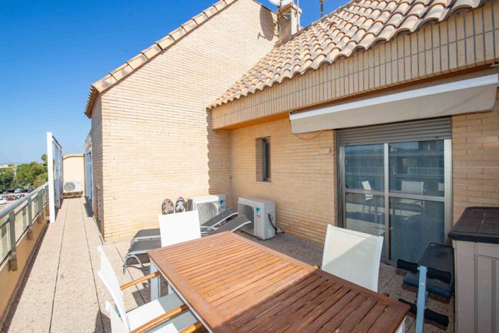 Image No.5-4 Bed Penthouse for sale