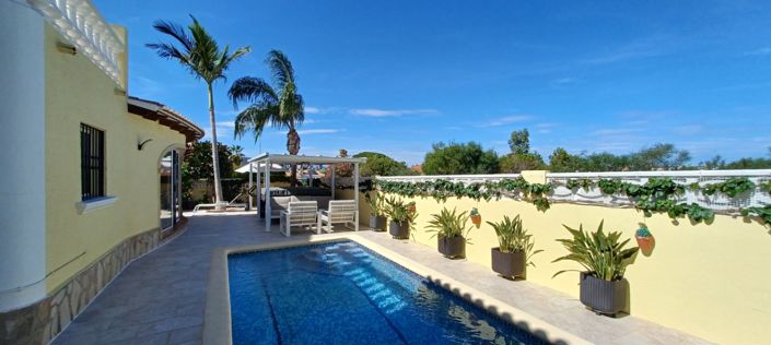 Image No.11-3 Bed Villa for sale