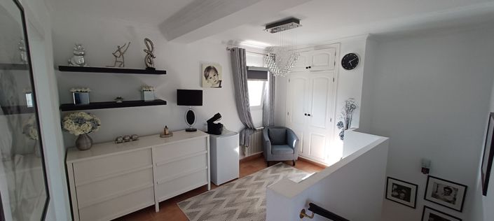 Image No.32-3 Bed Villa for sale